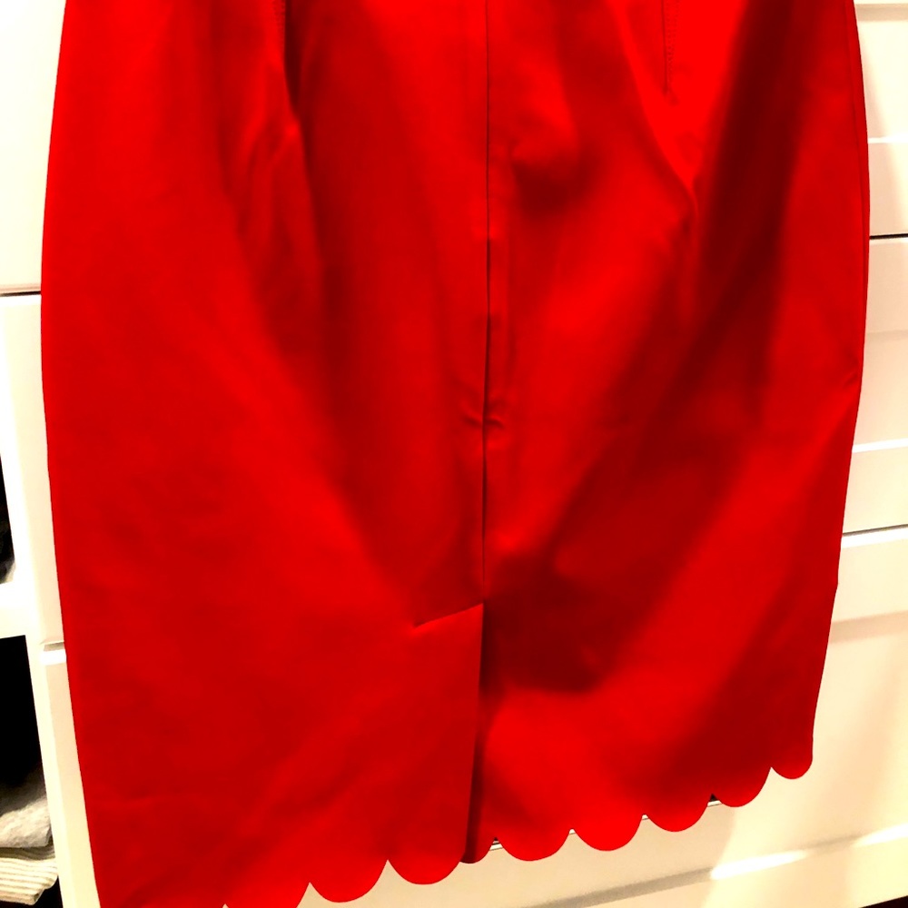 Scalloped skirt- perfect for work or date night!